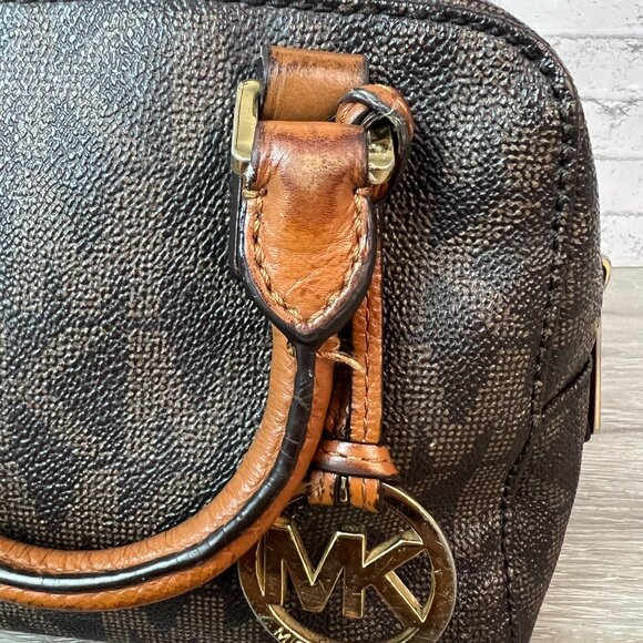 Michael Kors Jet Set Travel XS Duffle Bag Chocolate Brown MK - Picture 2 of 9